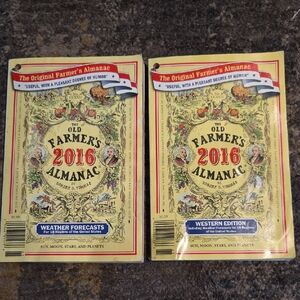The Old Farmer's Almanac 2016 - Yellow Vintage Covers (Pair) Western & Weather